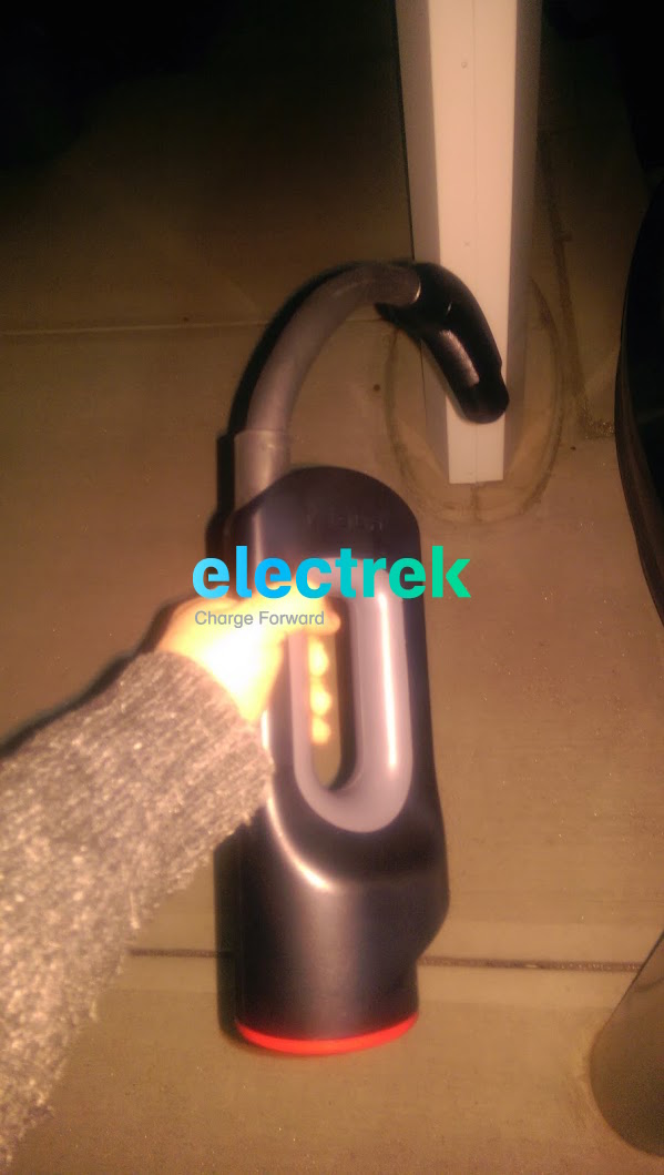 Chademo-adapter-electrek.co