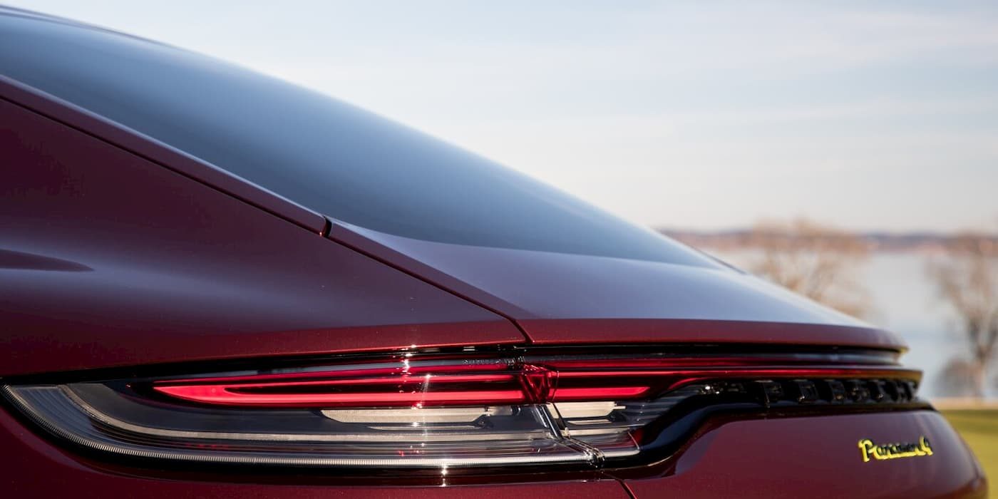 Porsche-Panamera-EV