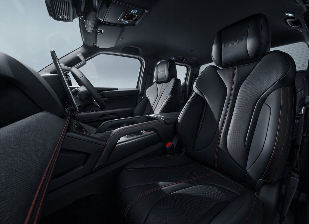 BYD-Shark-pickup-interior-Reino Unido