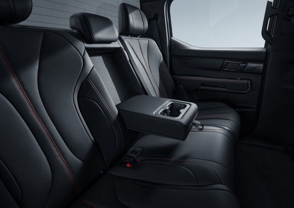 BYD-Shark-pickup-interior-Reino Unido