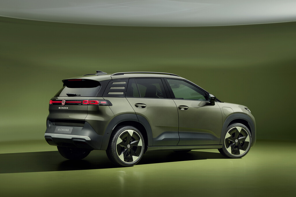 Estreia do Volkswagen-ID-Cross-EV