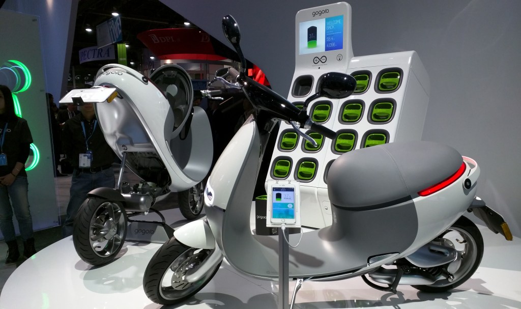 Gogoro's electric "Smartscooters" are coming to Europe in early 2016