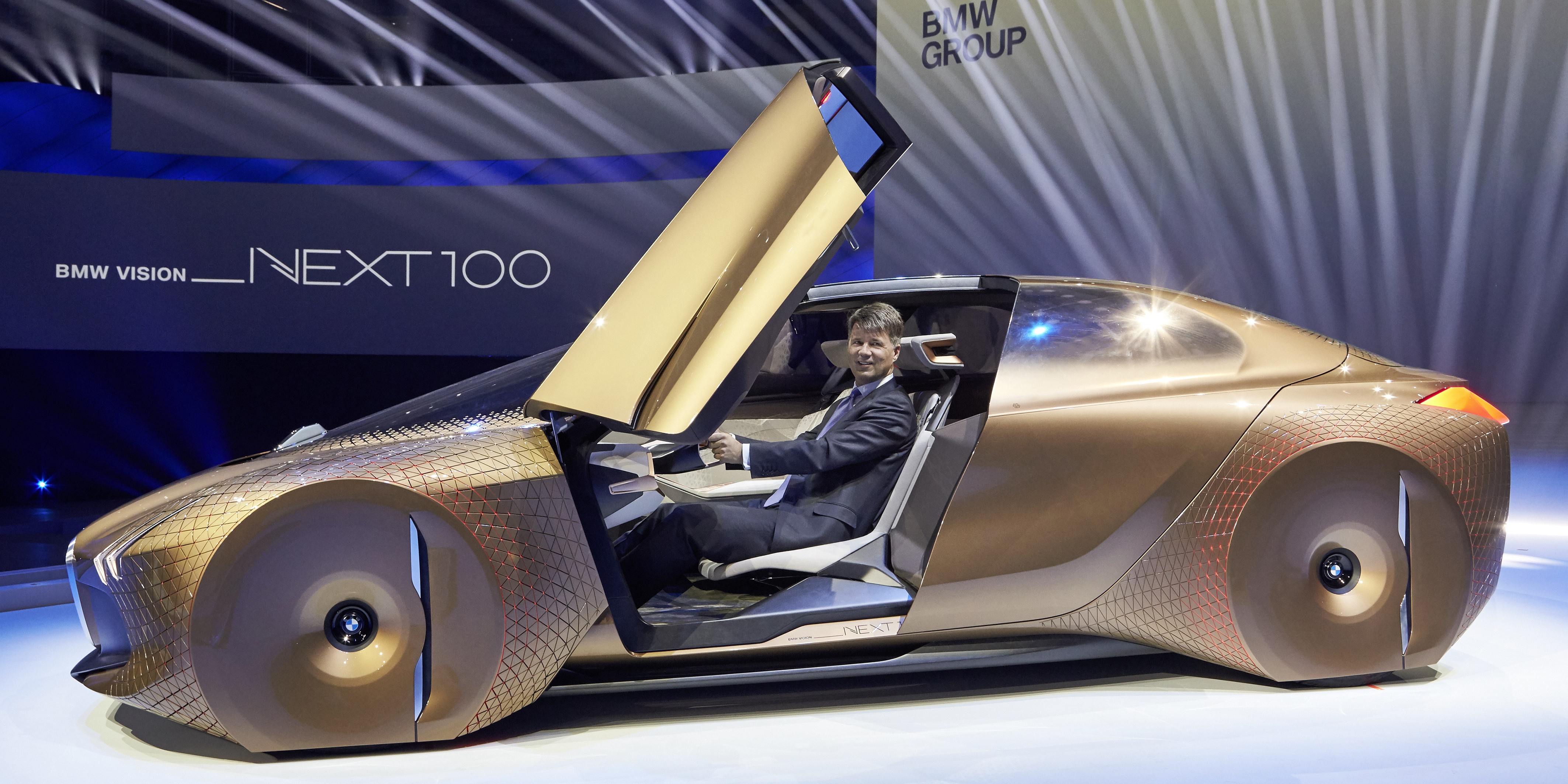 BMW unveils new crazy looking autonomous vehicle concept to celebrate