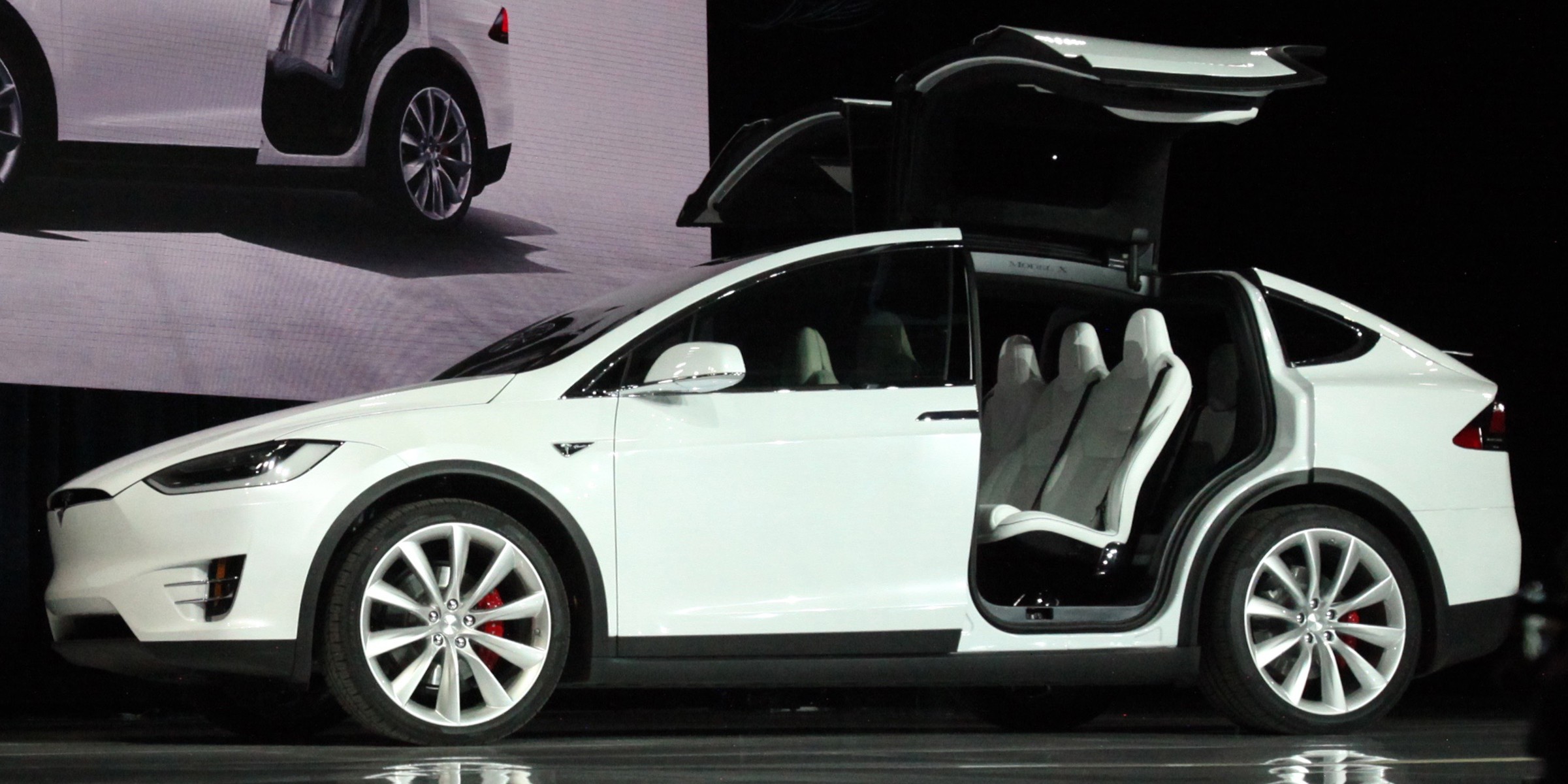 Tesla is recalling 2700 US Model X vehicles over thirdrow seat