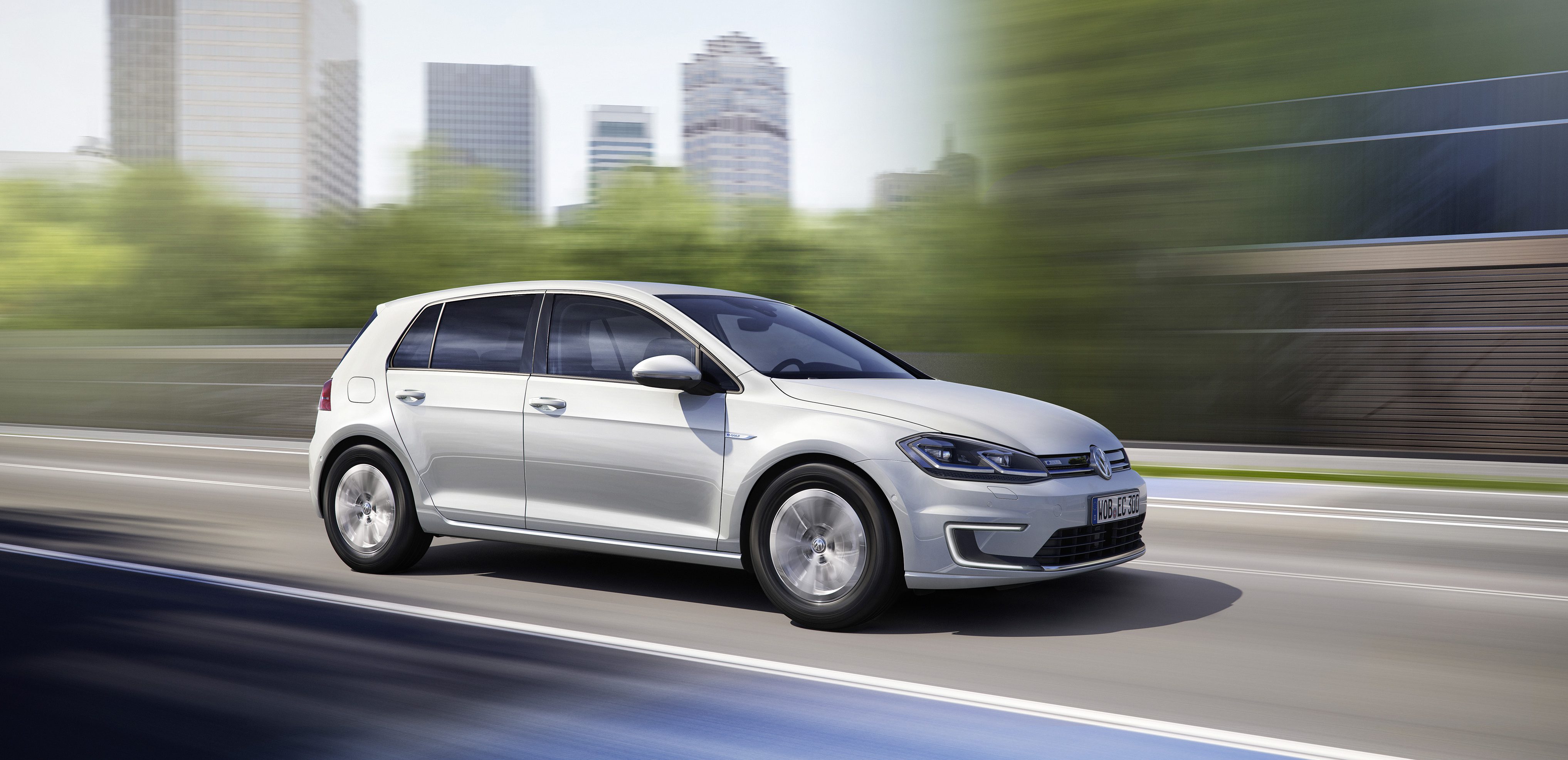 VW unveils its most expensive Golf ever - and it costs more than a new  Porsche