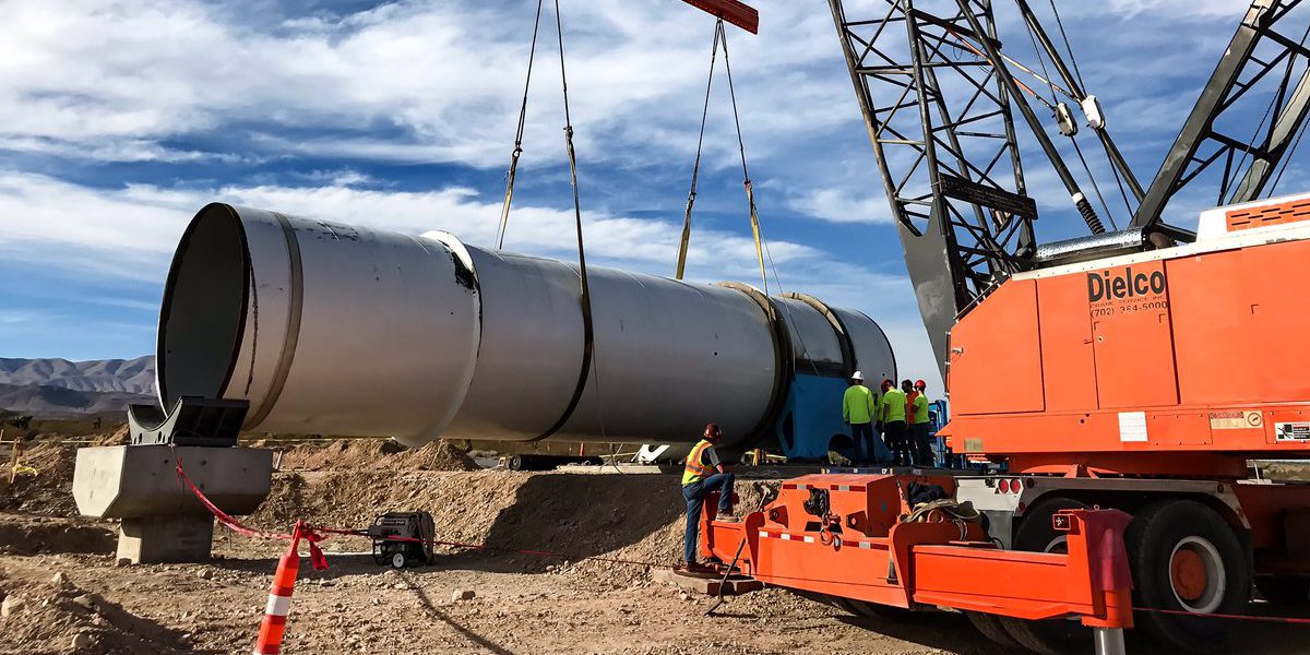 Hyperloop Devloop Hyperloop One installs the first tube of its 'DevLoop' in Las Vegas ...