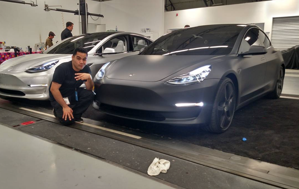 Tesla Model 3: rare sightings of prototypes that you might have