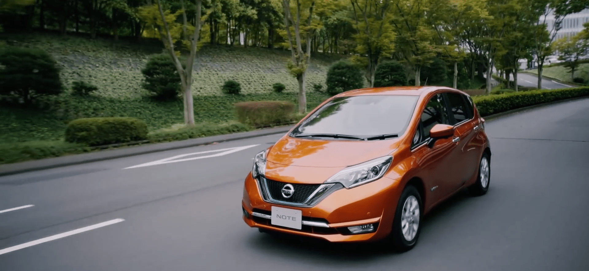 Nissan takes a step backward in electrification, introduces gaspowered
