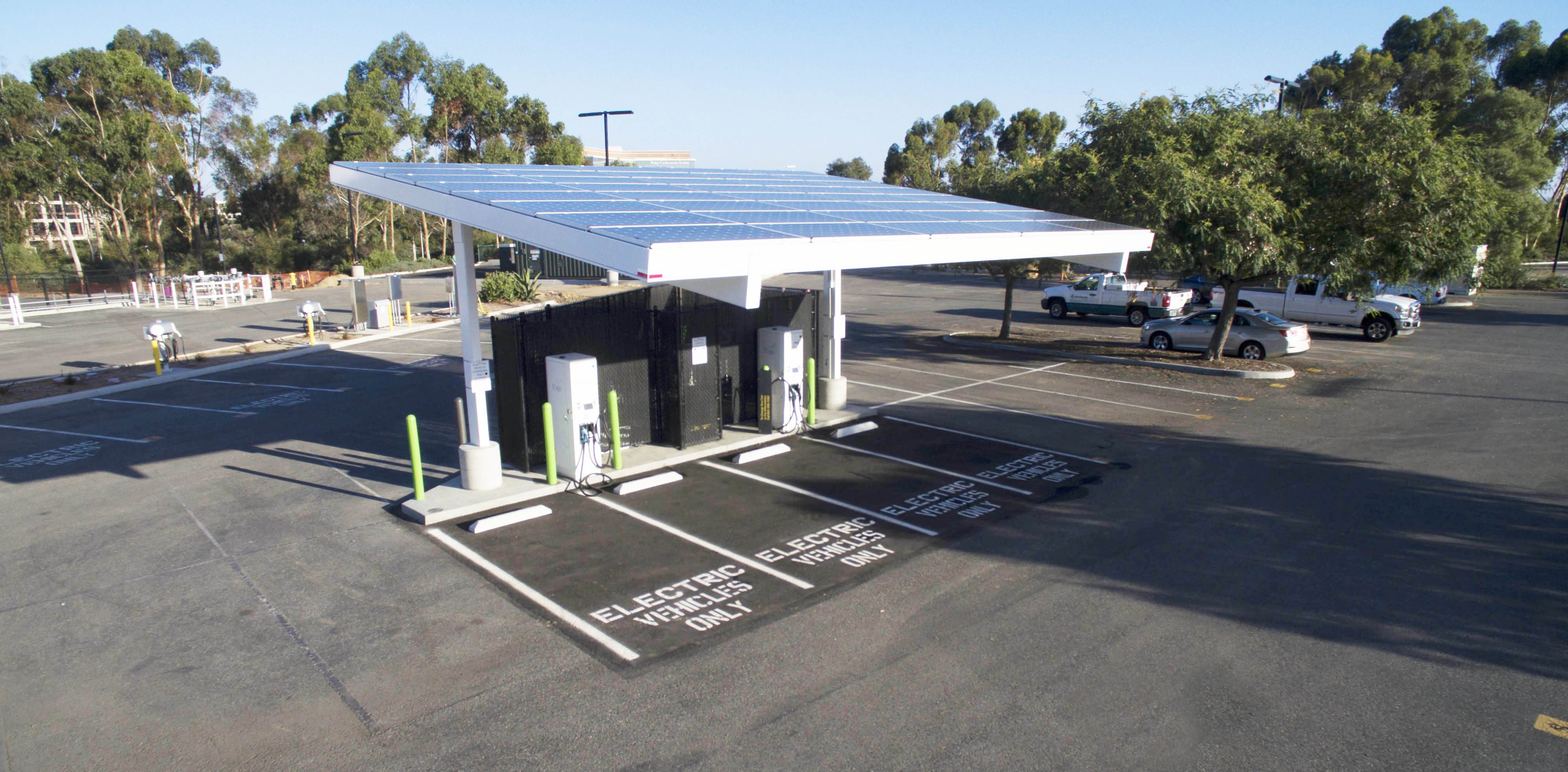 The first electric vehicle DC fast-charging station capable of 350 kW