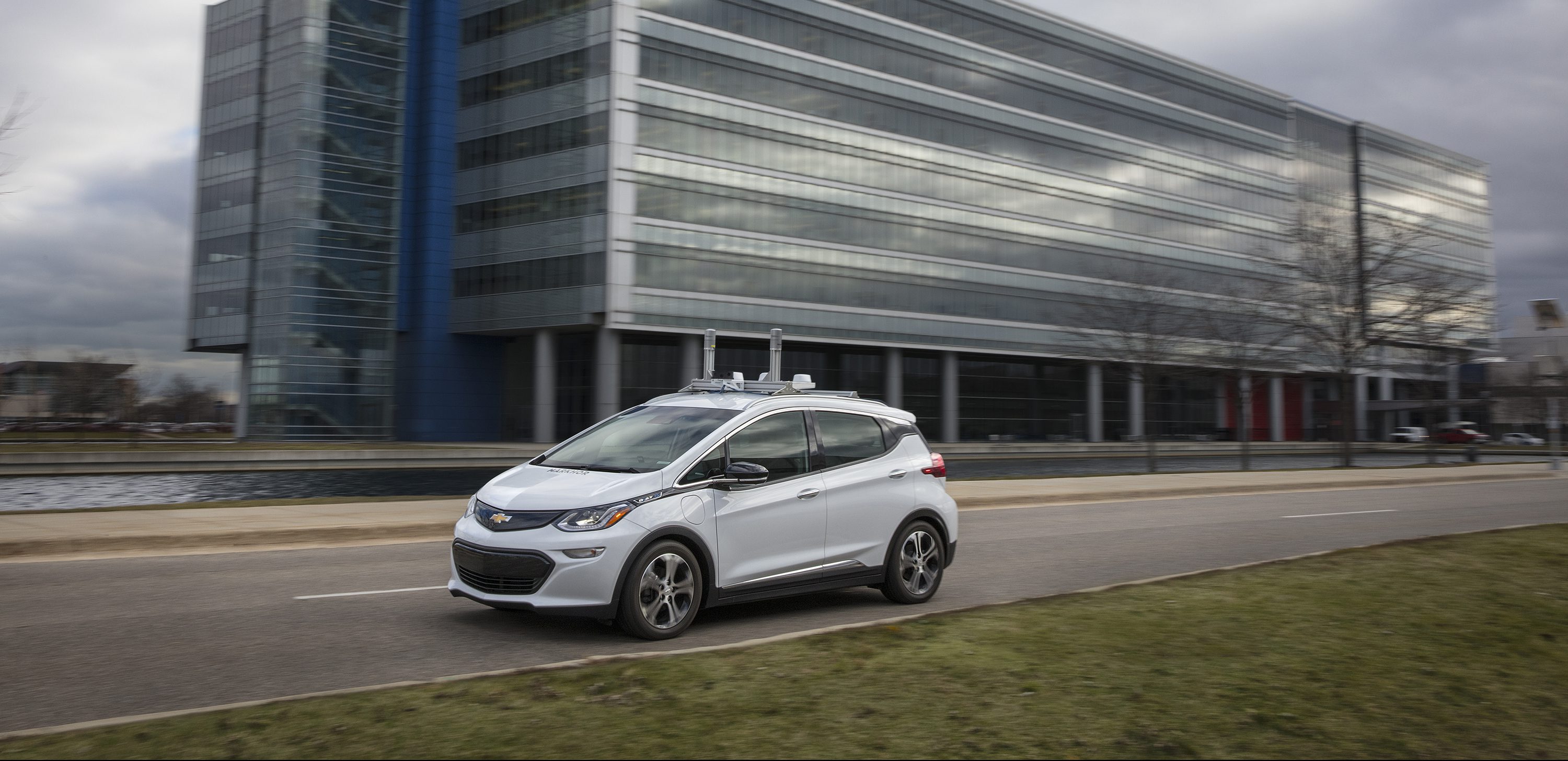 General Motors has begun testing fully autonomous development fleet vehicles on public roads in Michigan, starting with roads nearby its Technical Center in Warren.
