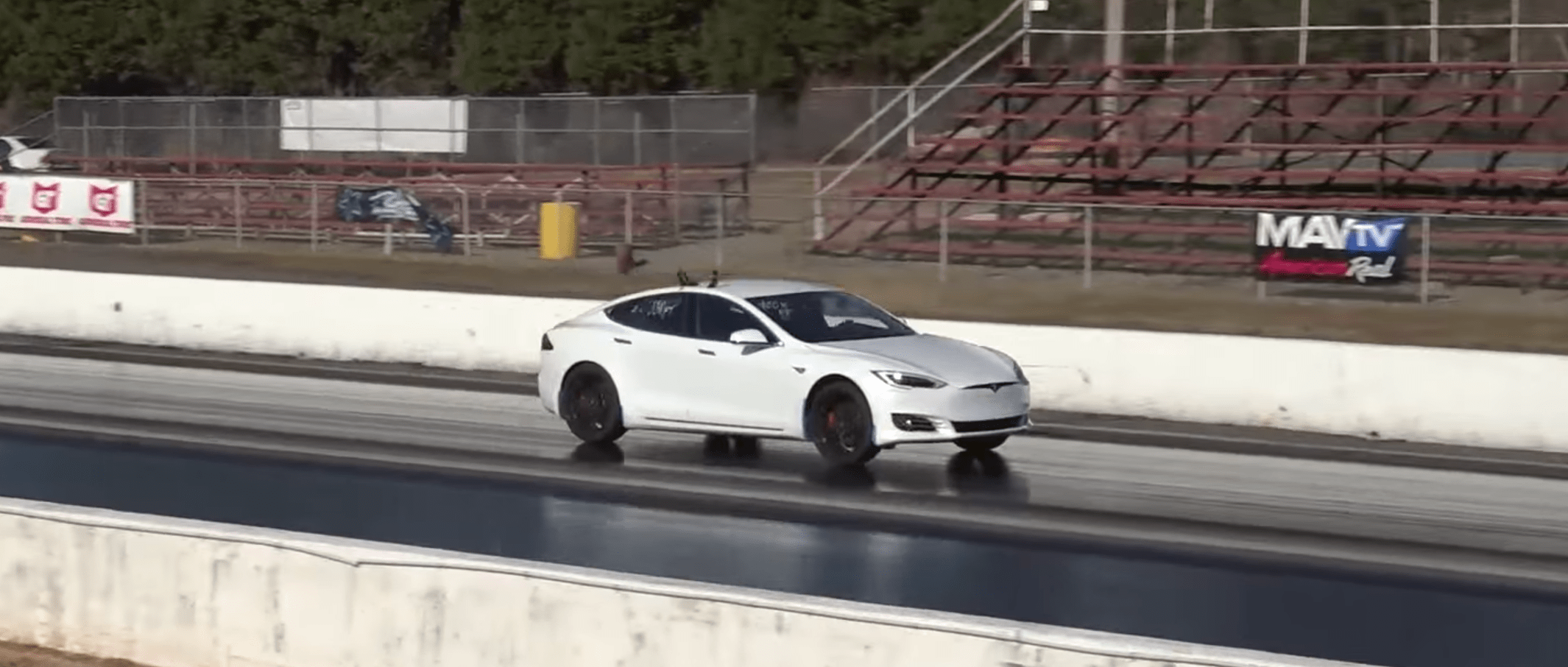 Tesla Model S P100d Runs A 0 60mph In 2 389 Sec After Ludicrous