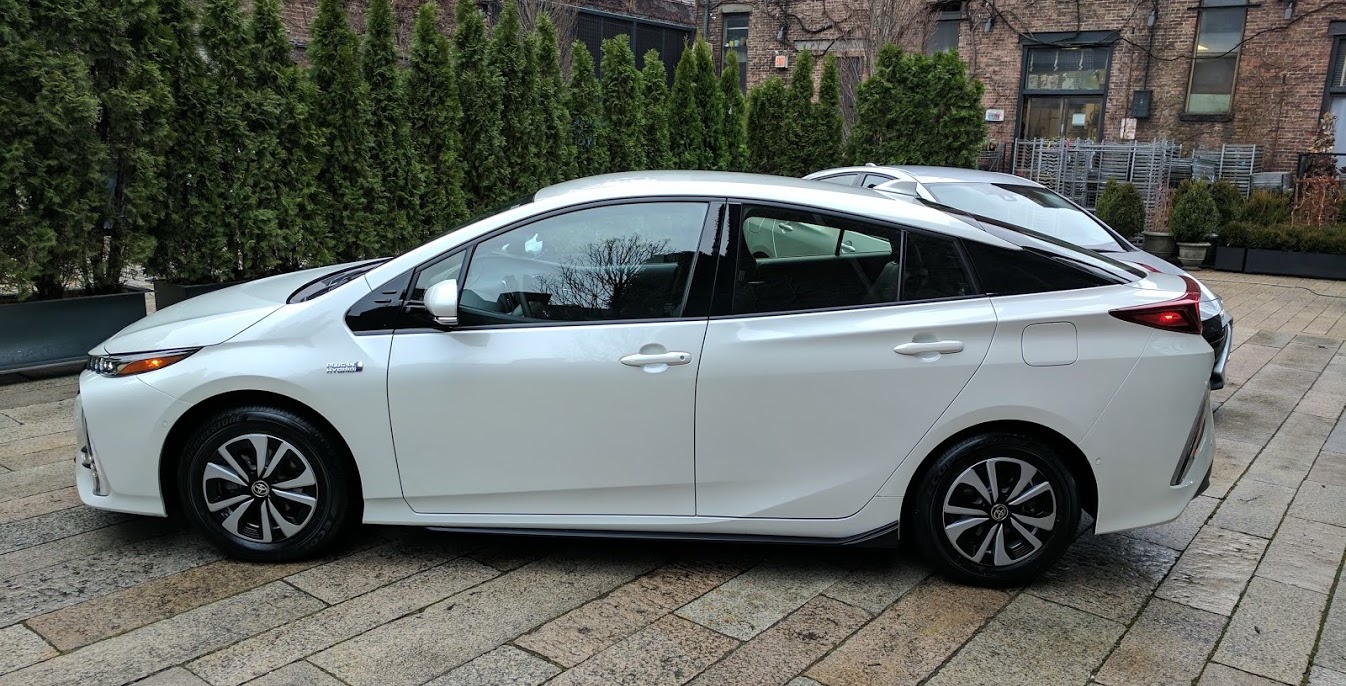 The Electrek Review: 2017 Prius Prime – This is not the EV you're ...