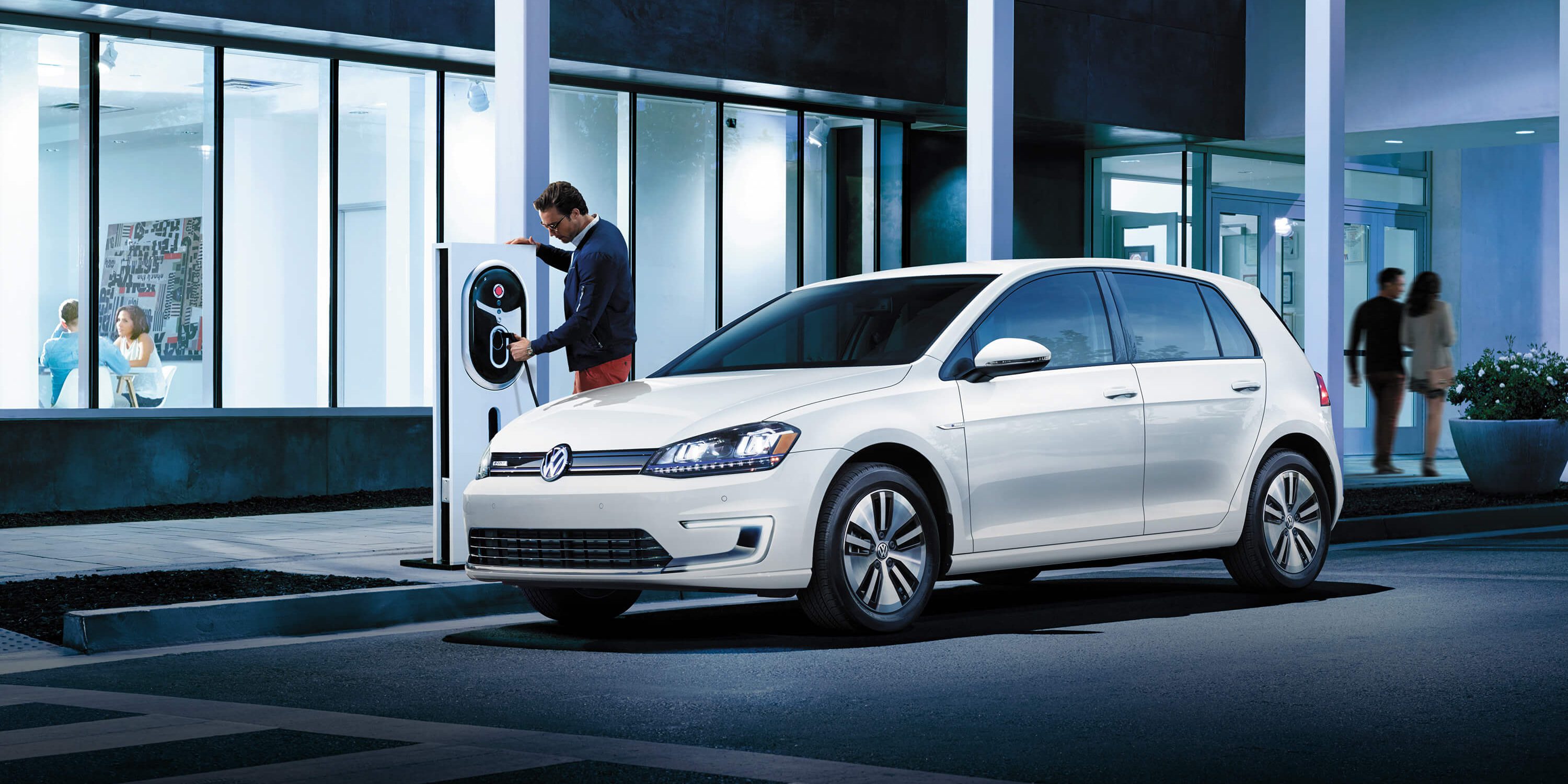 VW to build a 'nationwide 150 kW+ fast charging network' for electric