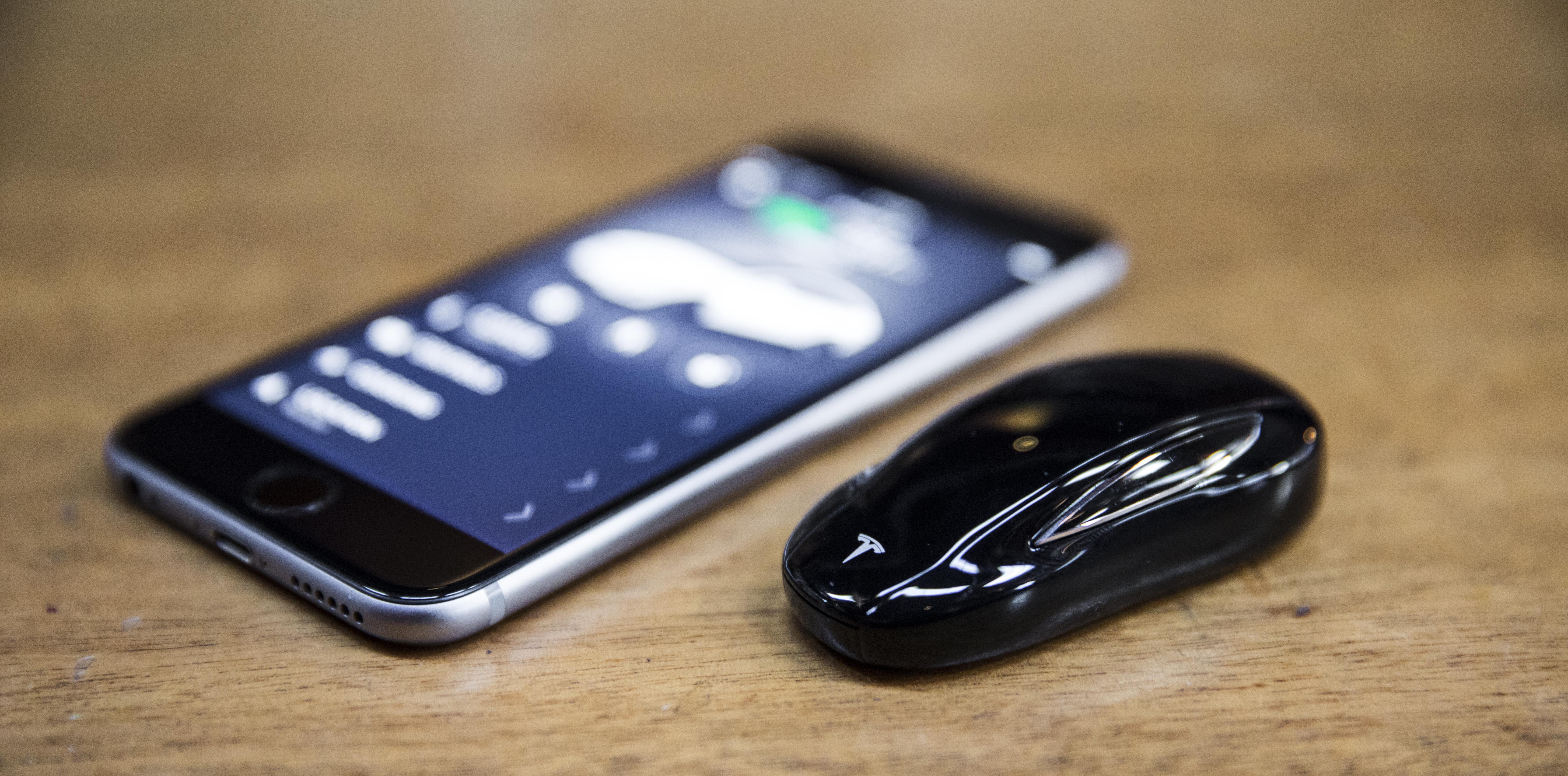 Tesla is working on new key fob with auto unlocking 'immune to