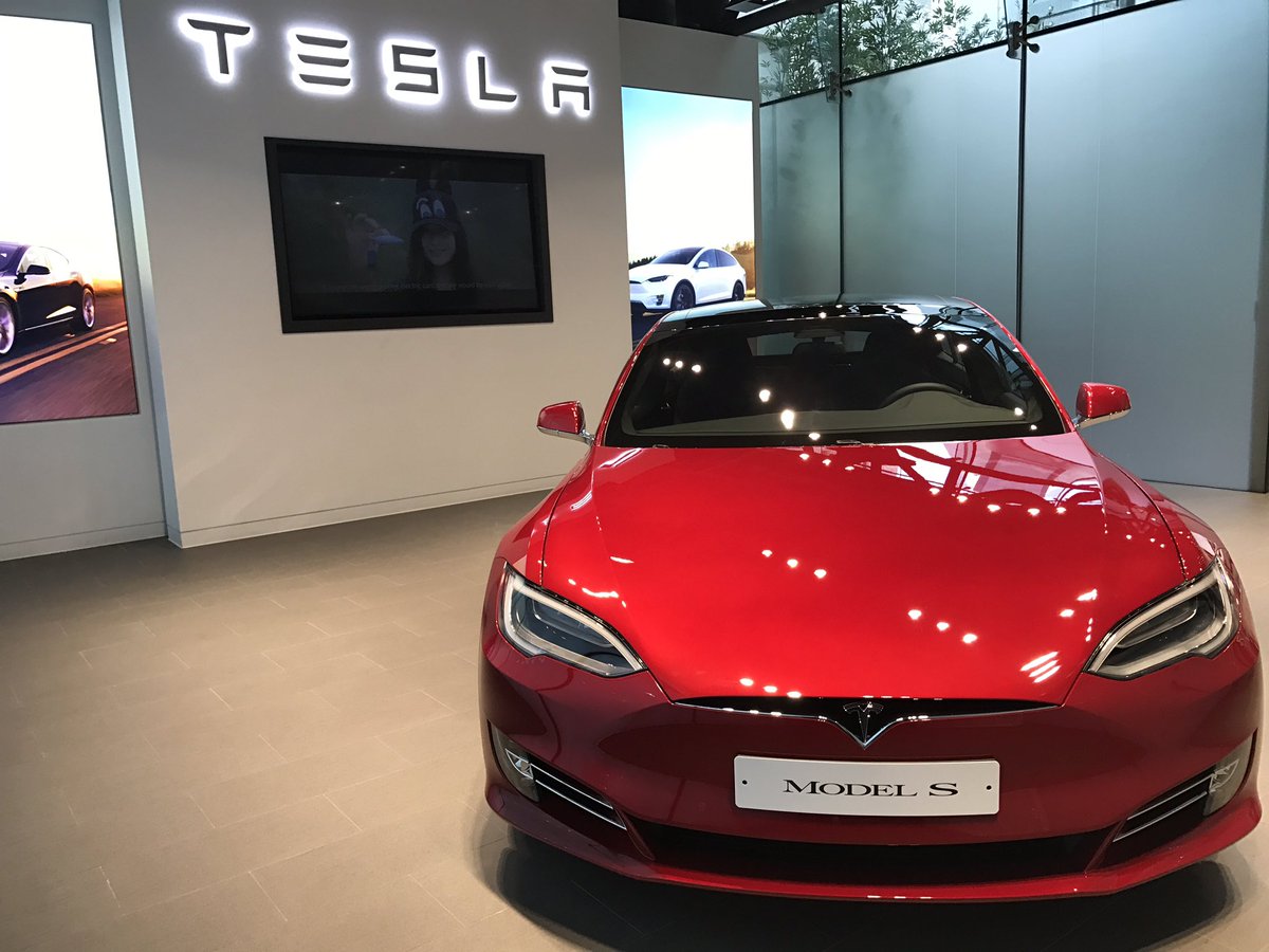 Tesla finally launches in South Korea with two stores | Electrek