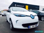 7 Renault Zoe White Electric Vehicle front view hood blue light Battery Powered Green Electrek Best Selling EV Europe - 111
