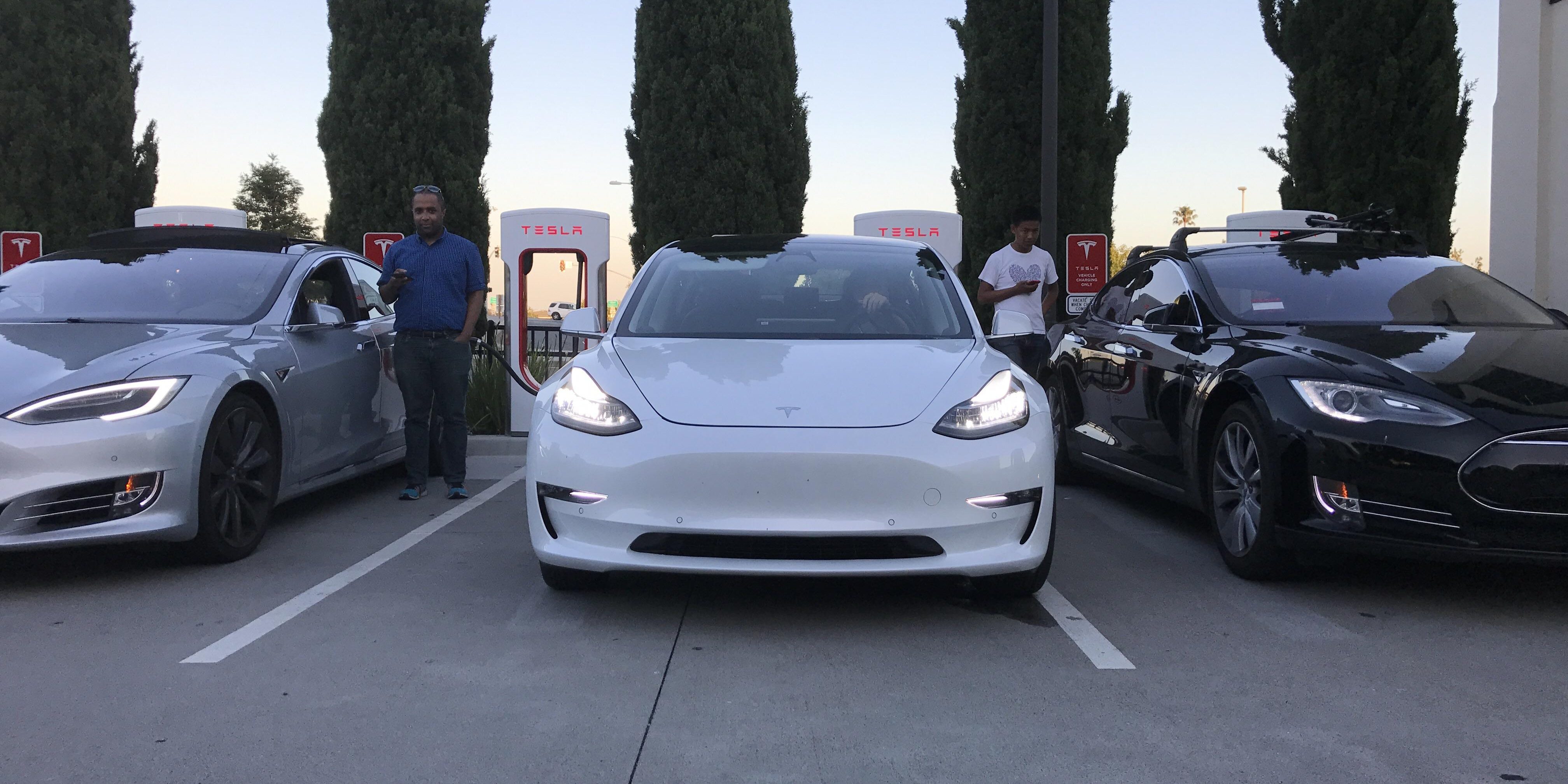 Brown cap Classify Tesla Model 3 design is "pretty much final," plus new insights from a batch  of high quality photos | Electrek