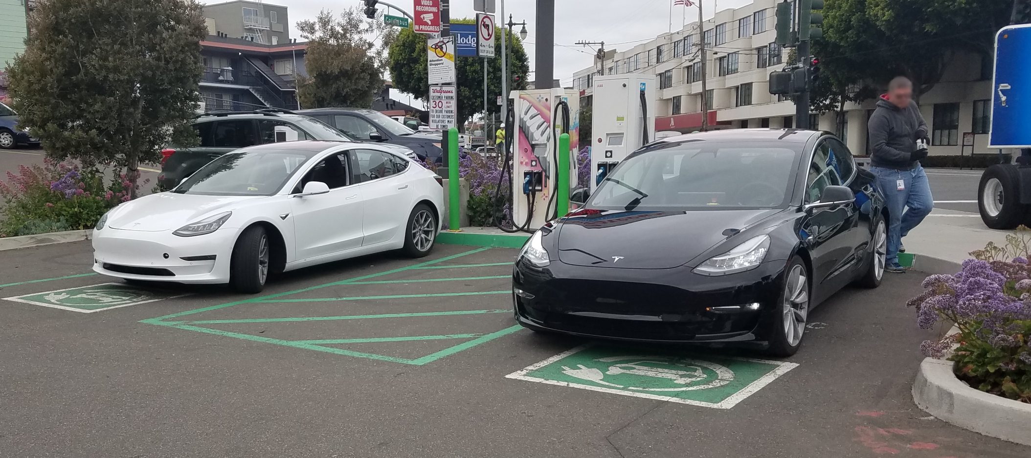 Tesla Model 3 charging options 