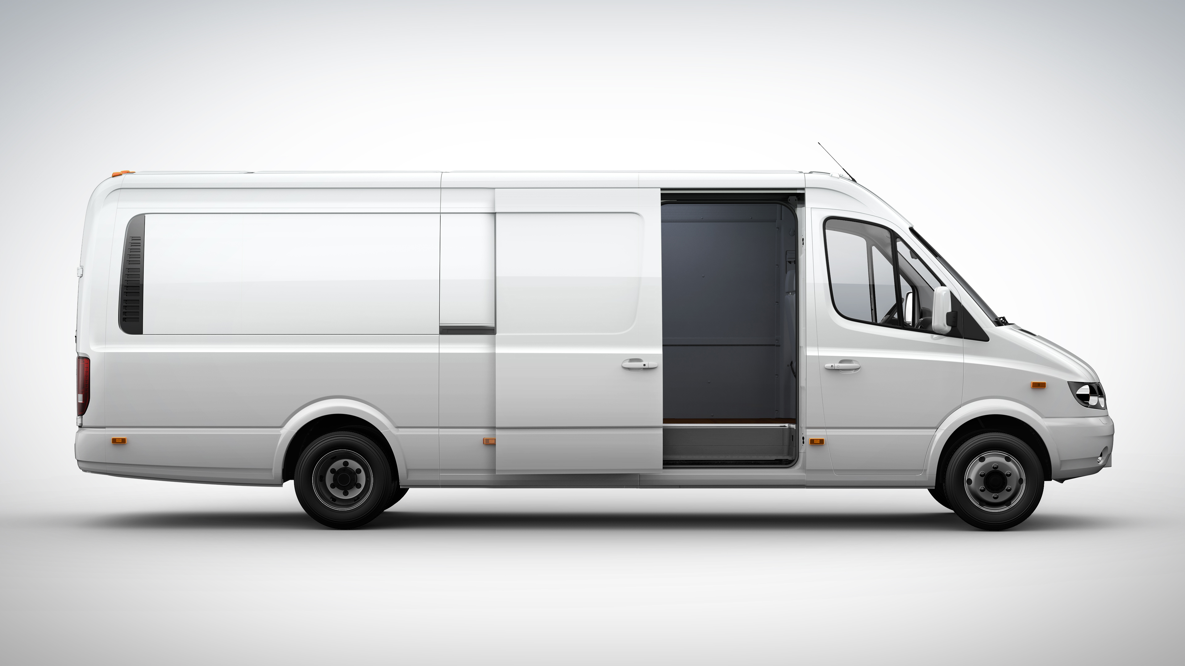 A new startup launches a commercial all-electric van in the US | Electrek