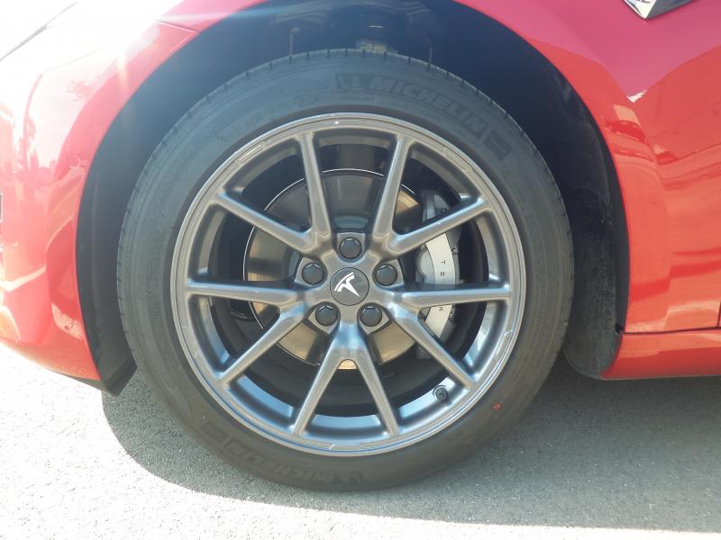 Tesla Model 3's aero wheels look awesome without their aero caps Electrek