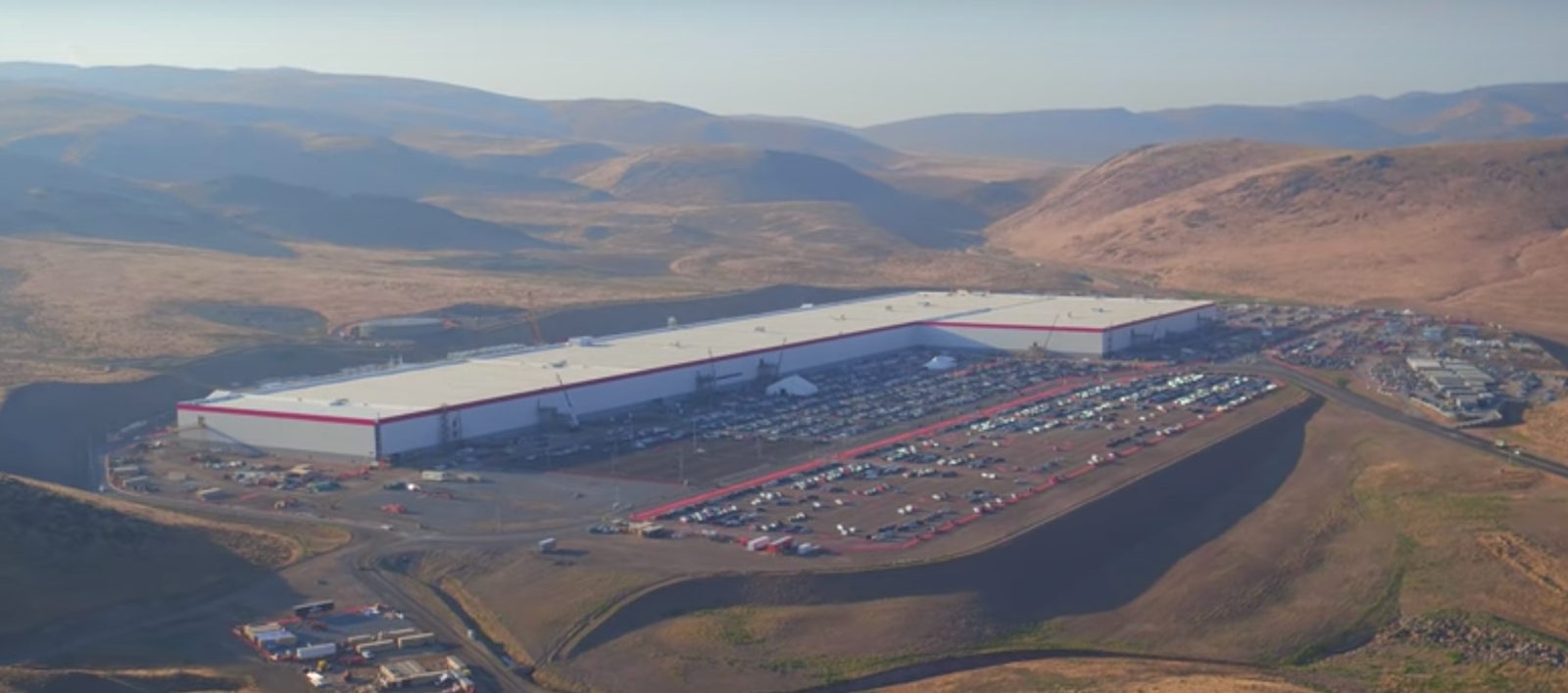 Tesla Gigafactory is already producing more batteries than ...