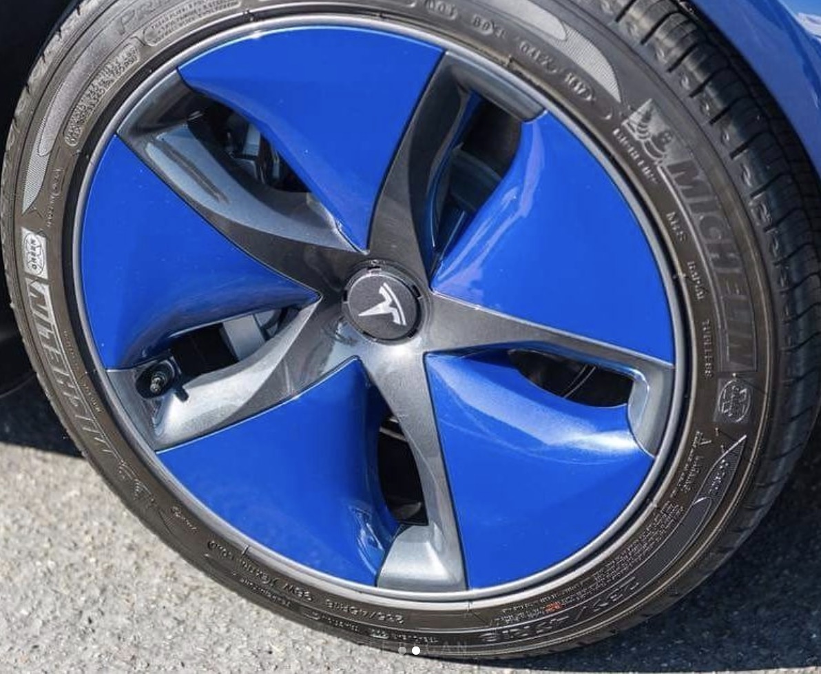 blue hubcaps