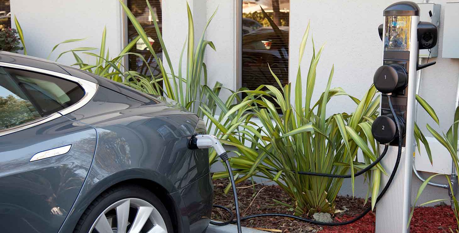 PG&E launches new program to install 7,500 electric vehicle chargers