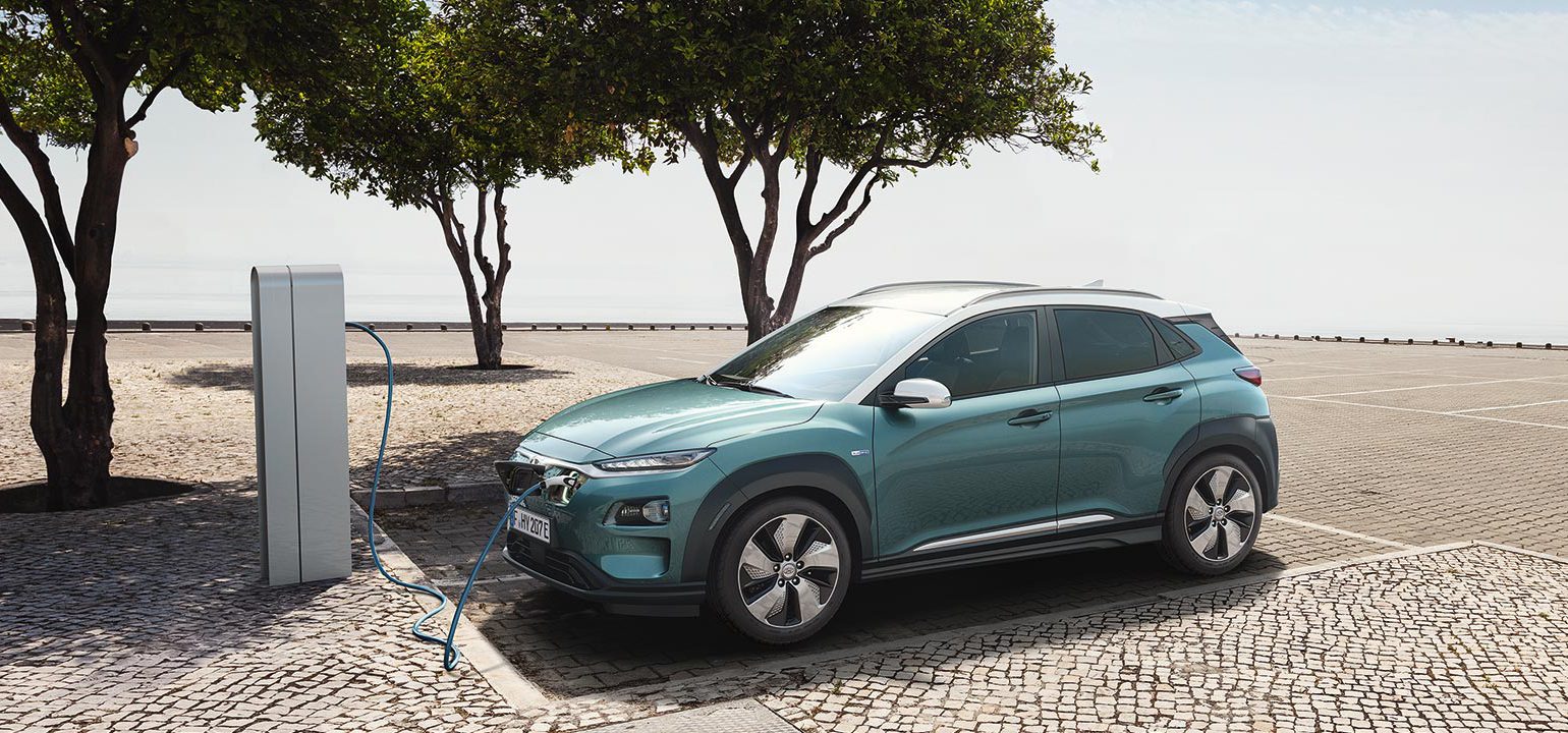Hyundai unveils the Kona Electric compact SUV with a range of up ...