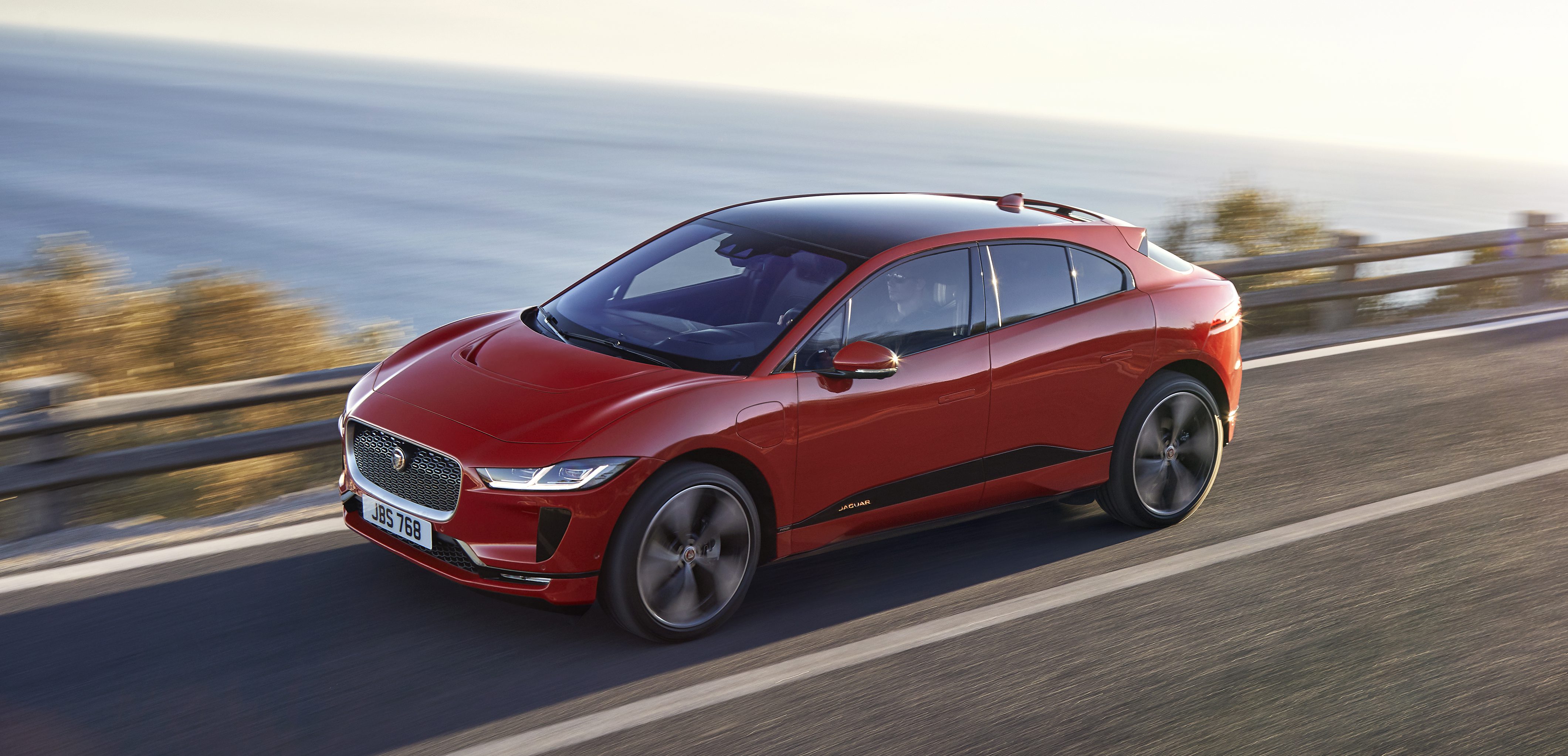 JAGUAR I-PACE NOW WITH  ALEXA AND NEW PREMIUM BLACK PACK