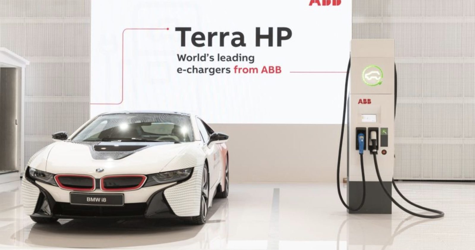 ABB unveils its 350 kW electric vehicle charging tech, claims 200 km of
