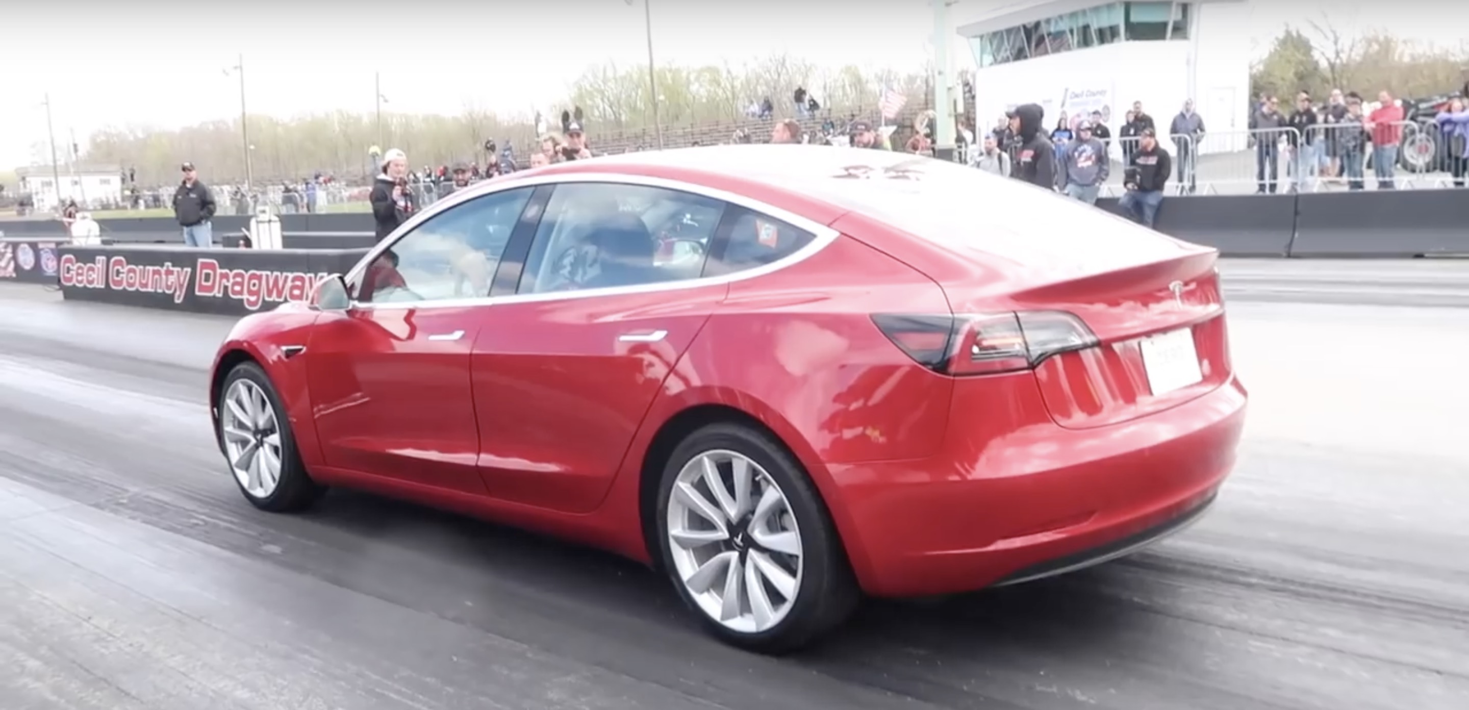 Watch A Tesla Model 3 Set The New Quarter Mile Record Electrek
