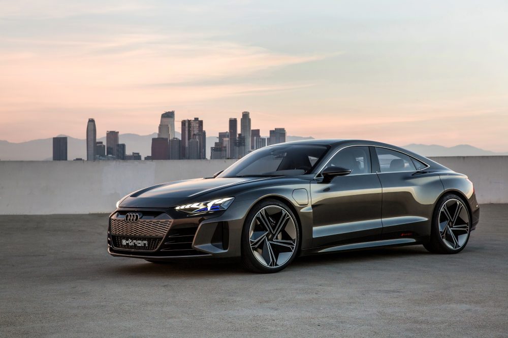Audis Gorgeous E Tron Gt Concept Makes Huge Splash At The La Auto Show
