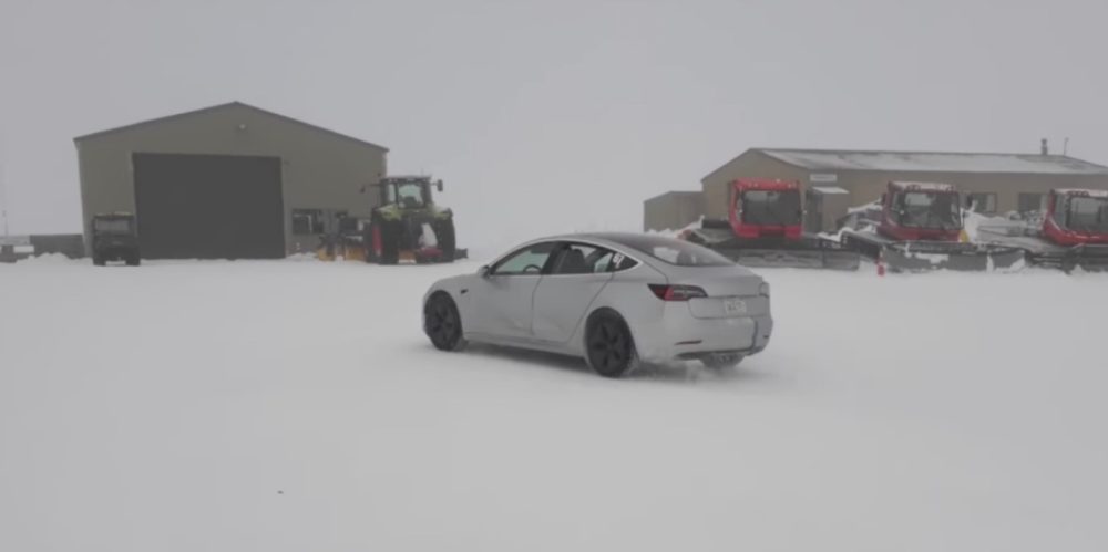 Tesla Model 3 showing some important flaws in cold weather - Electrek