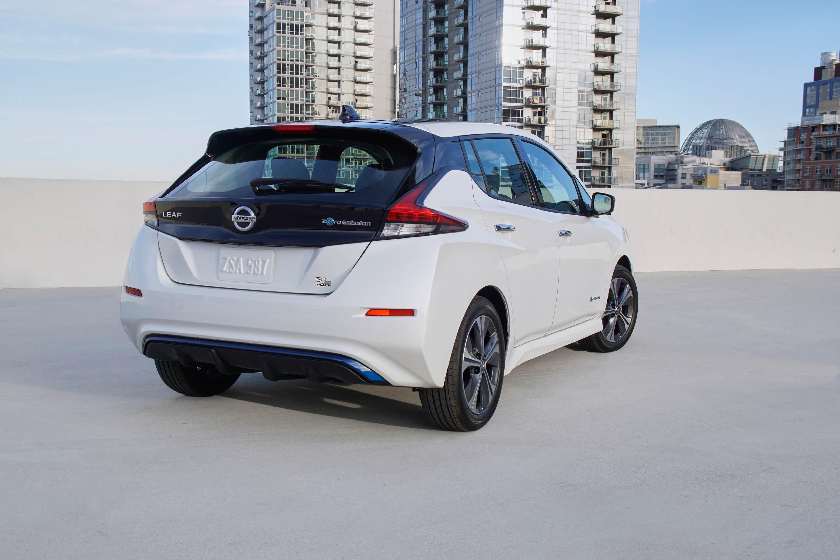 Nissan leaf plus