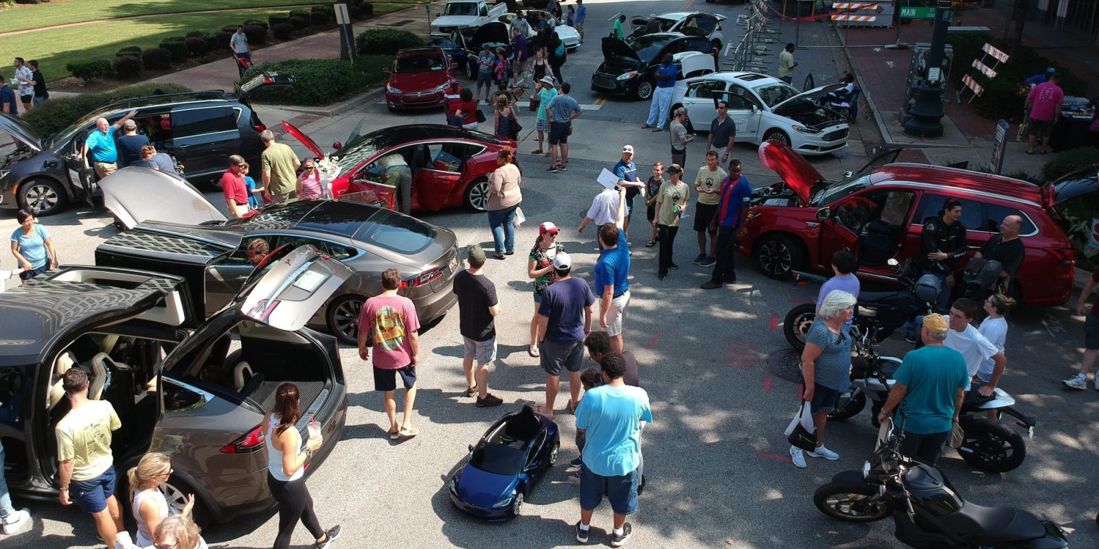 photo of Test drive your favorite EVs at Drive Electric Week starting today through October 2 image