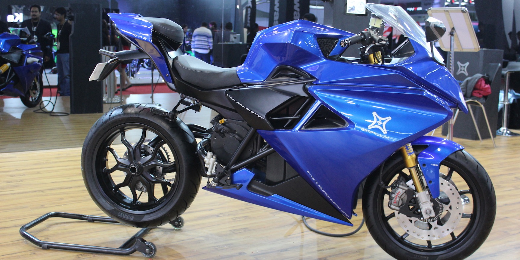 hero-s-ae-47-electric-motorcycle-gets-53-mph-speed-and-100-mile-range