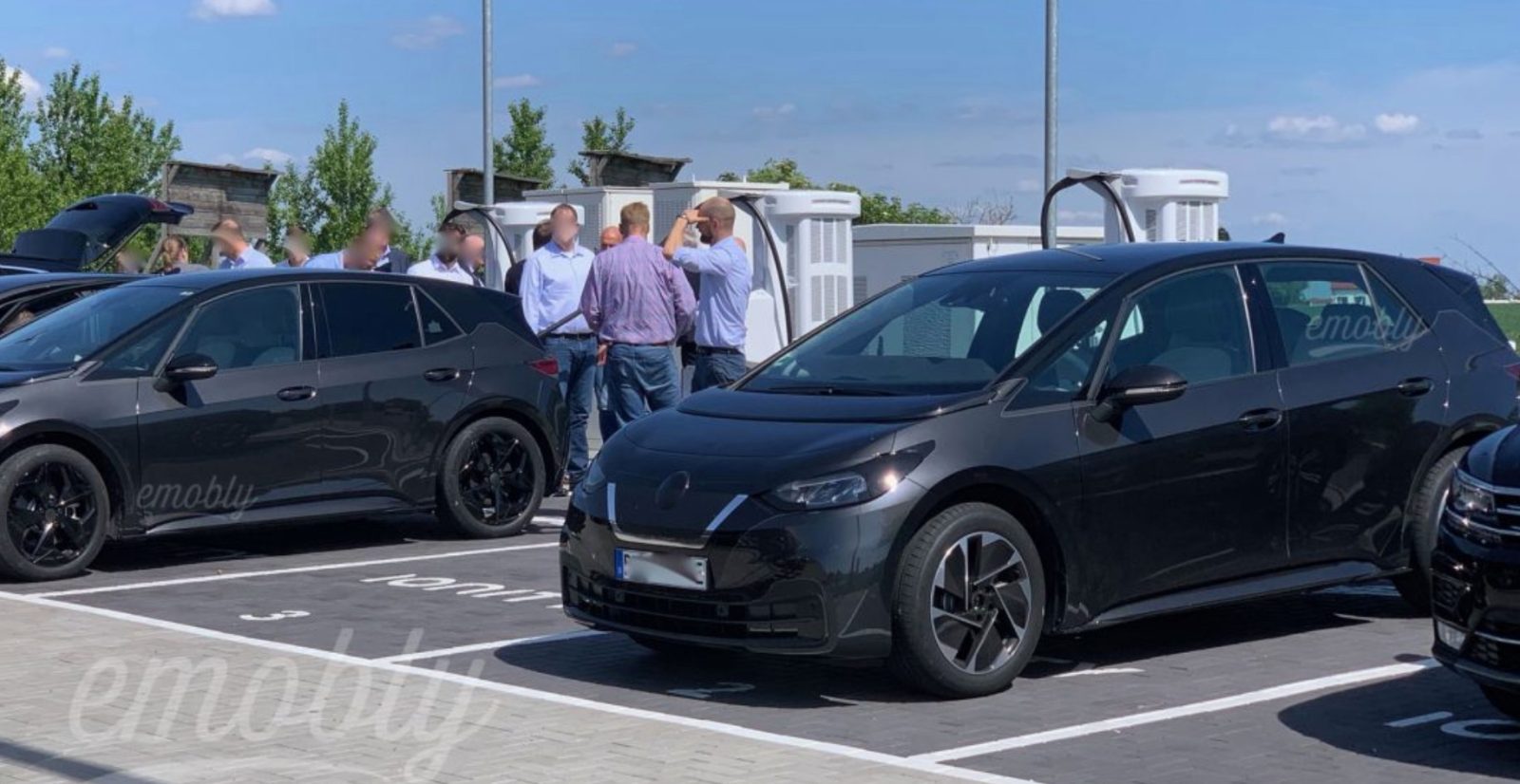 New VW ID3 electric hatchback prototypes spotted in the wild - Electrek1600 x 826