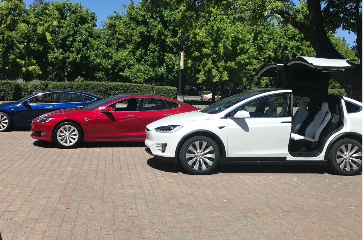 Tesla Showcases Roadster, Model Y, And Tesla Semi Prototypes At ...