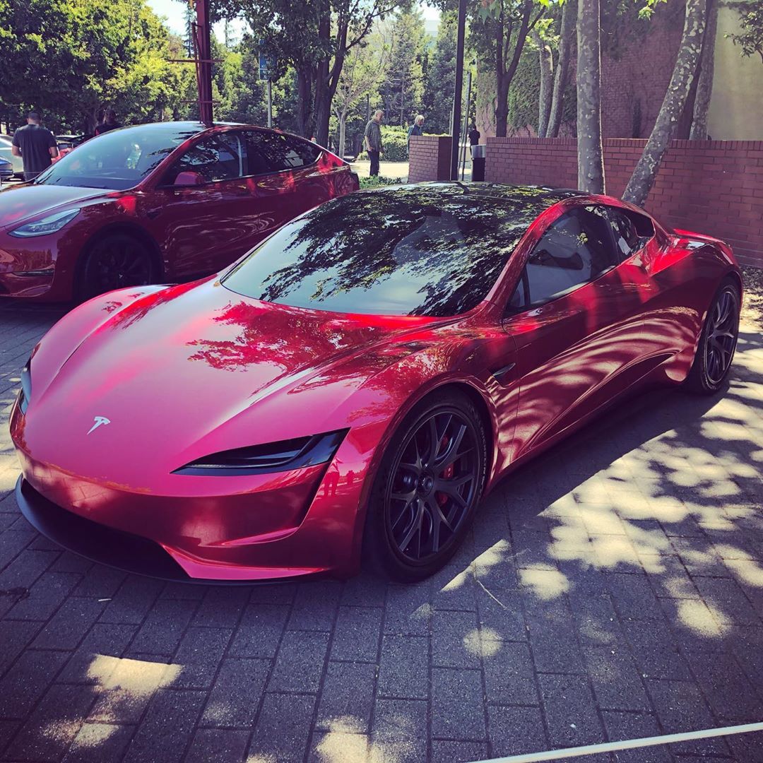 Tesla Roadster 20