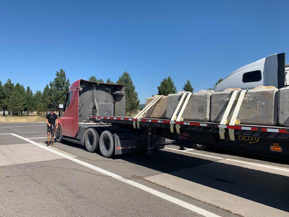 Tesla Semi Electric Truck Exceeds Range Expectation Almost Fully Loaded