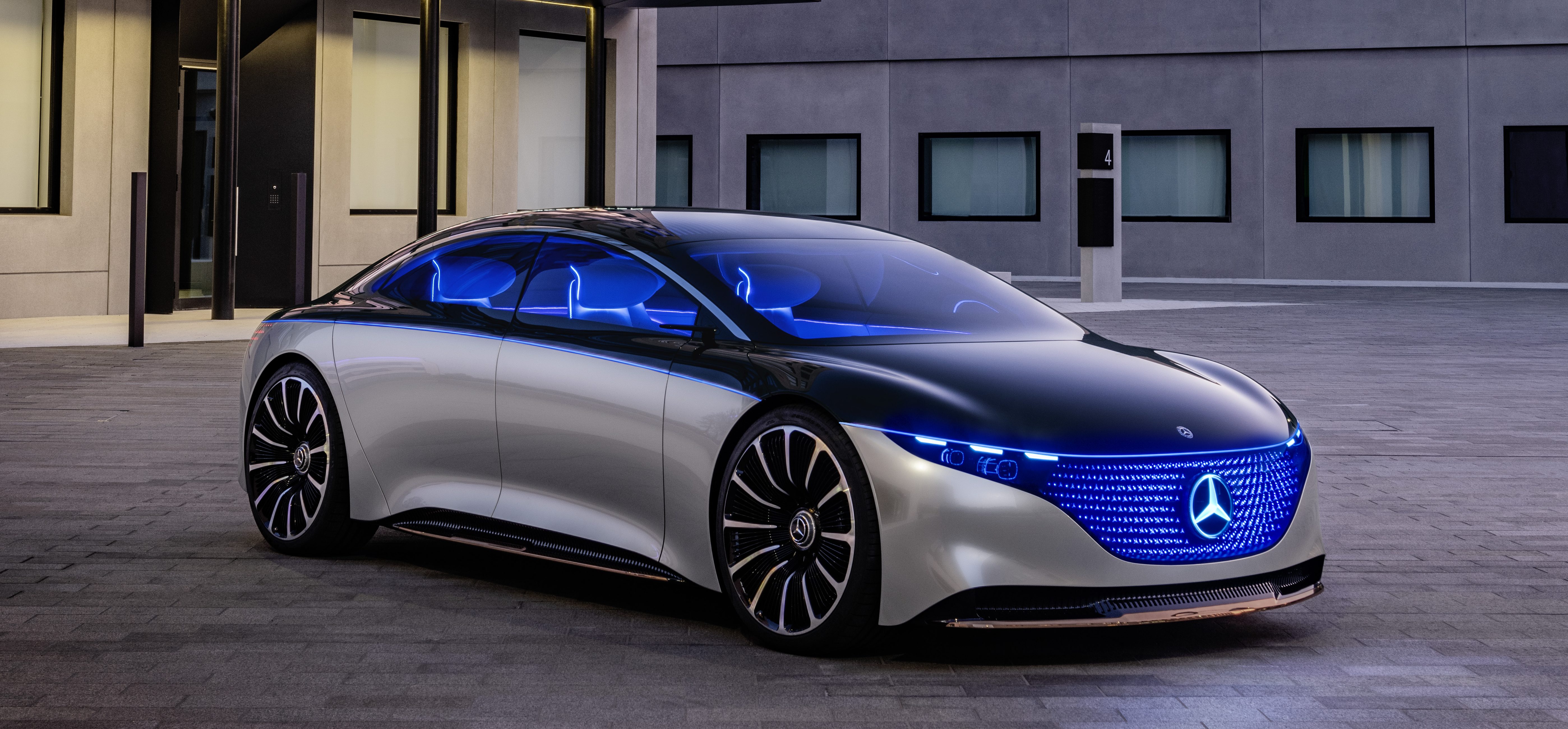 Mercedes Benz Unveils Eqs Electric Sedan Concept With 435 Miles Of Range And 350 Kw Charging Electrek