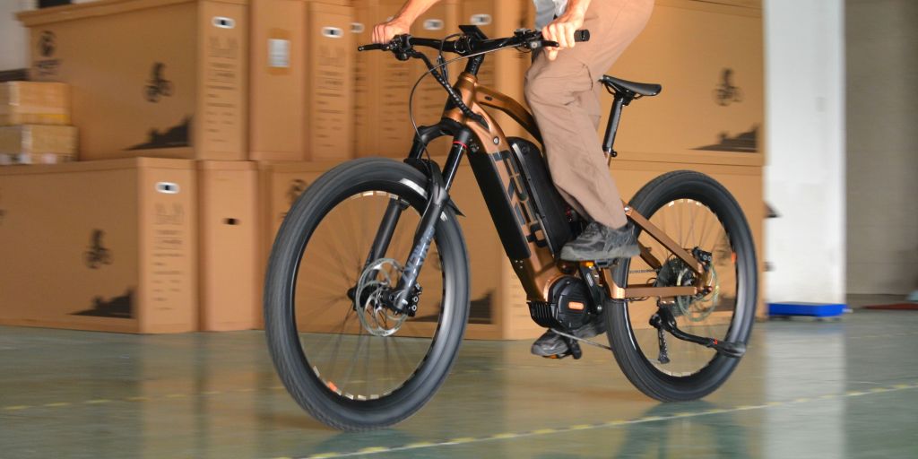 photo of Frey Bike unveils 31 mph 1,500W full suspension commuter e-bike and dual battery EMTB image