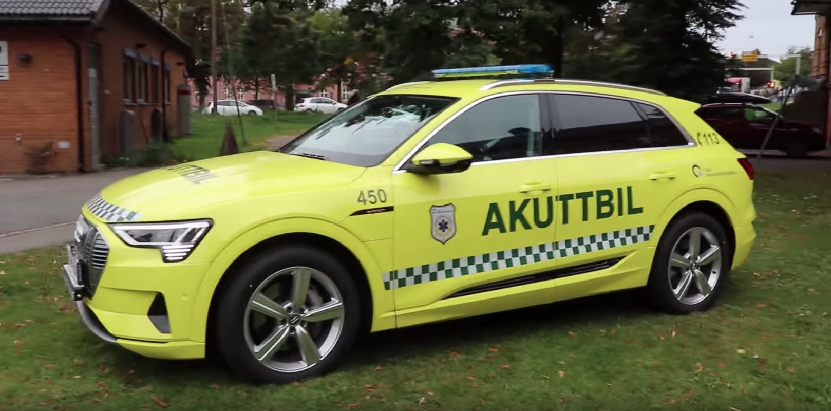 Audi etron gets turned into electric emergency vehicle Electrek