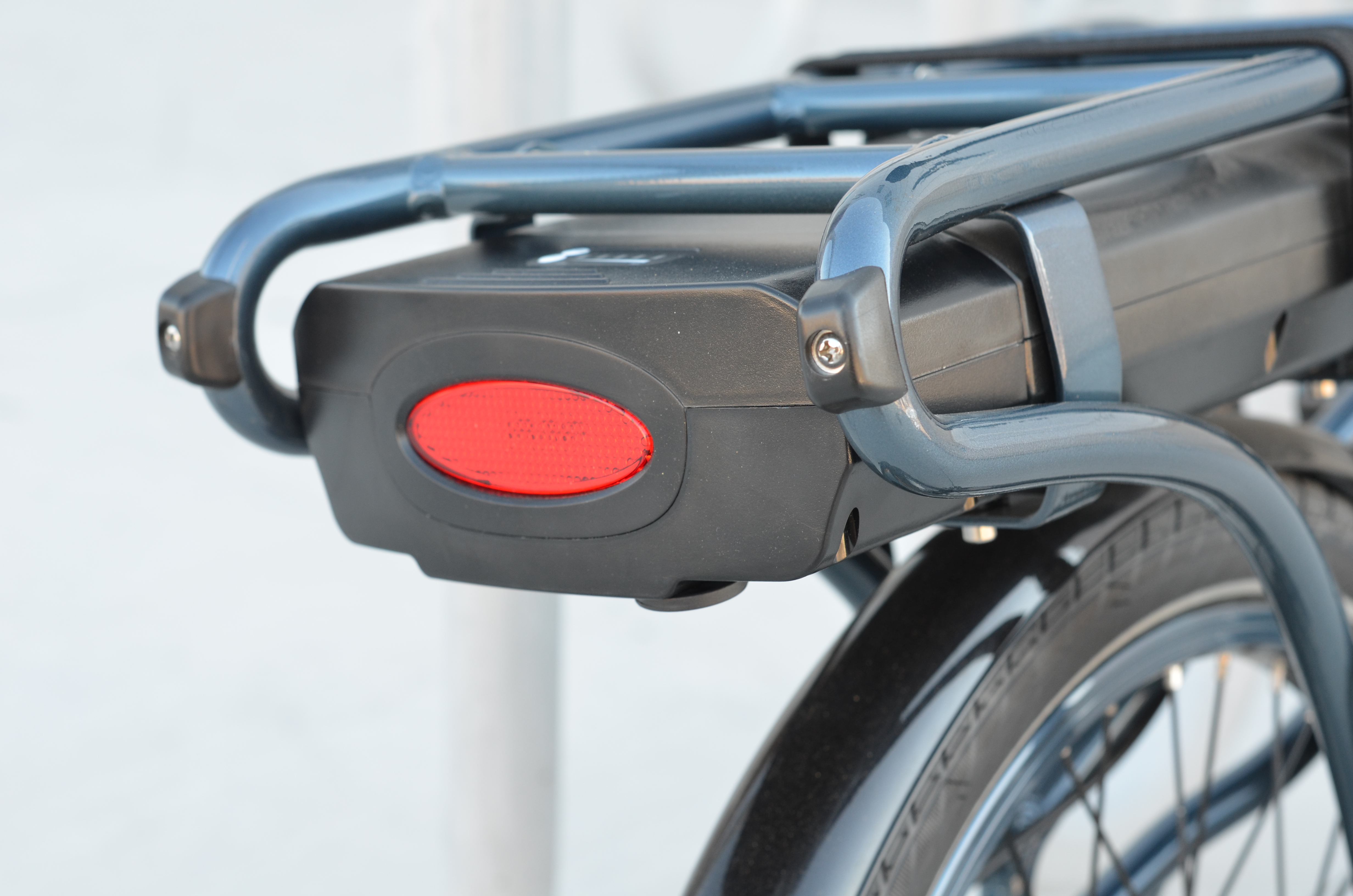 pedego latch