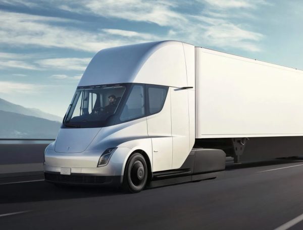 Tesla Semi gets a Chinese clone and 'Cybertruck' to go with it - Electrek