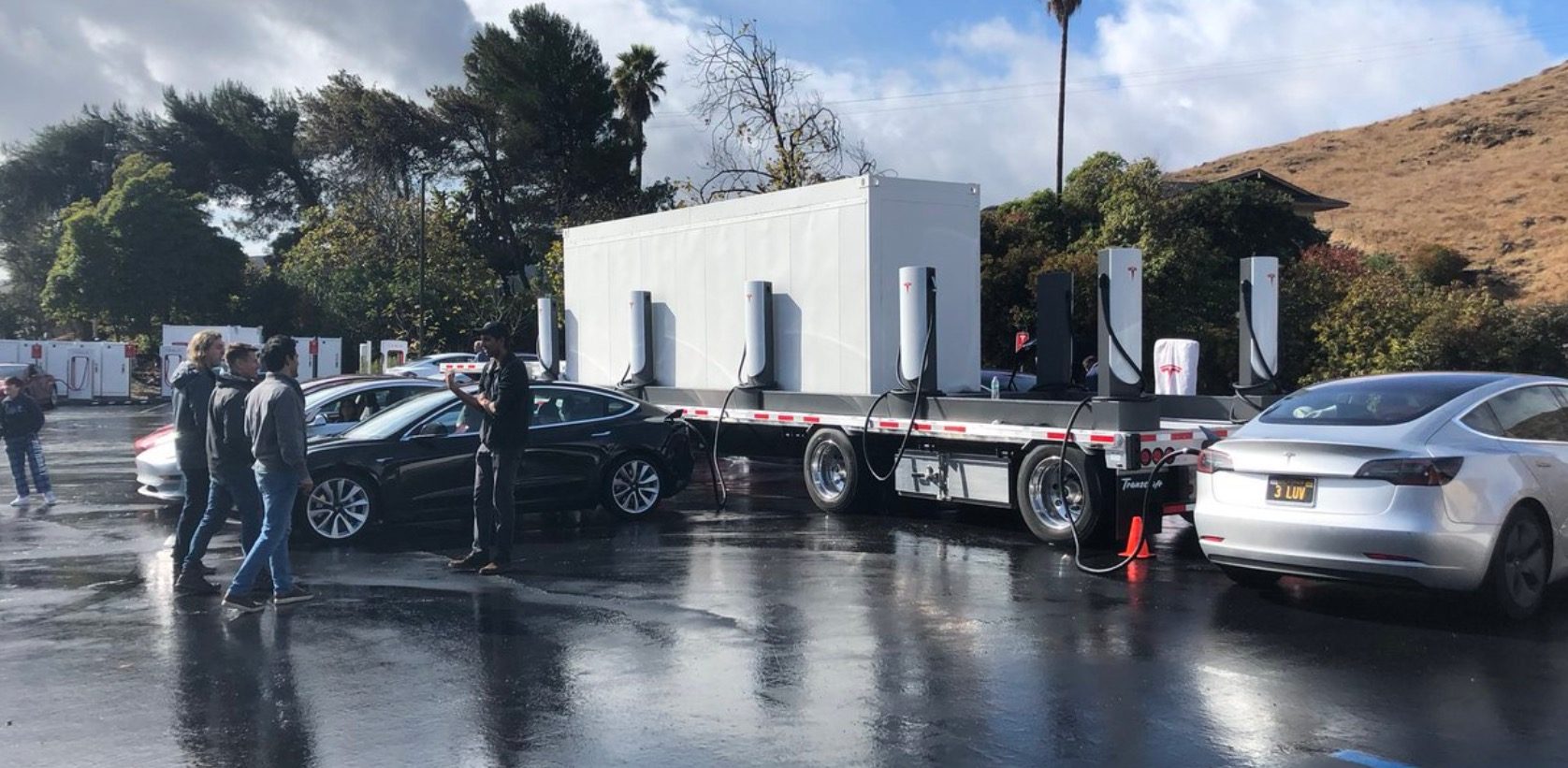 Charging tesla deals with generator