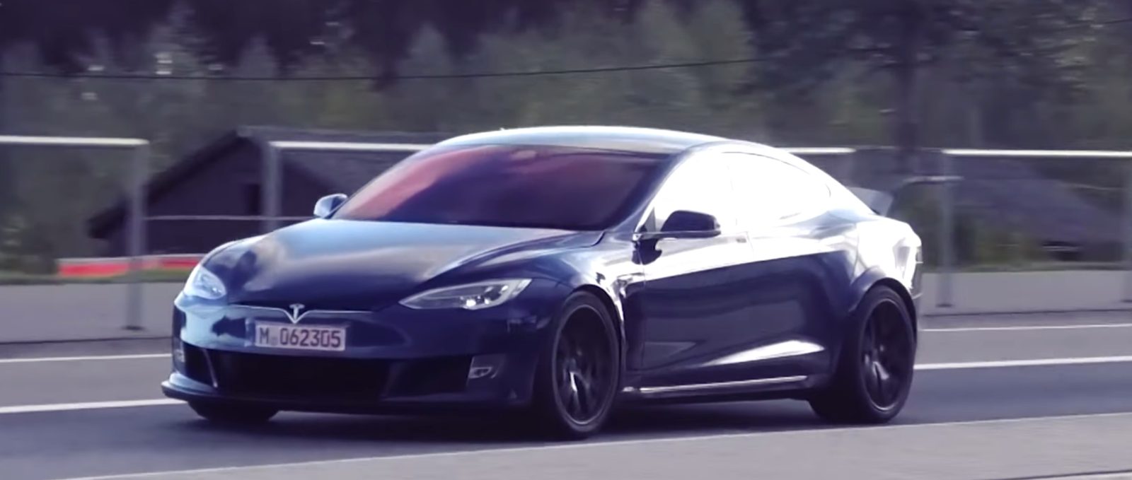 Tesla Achieves Record Time At Nürburgring Beats Porsche
