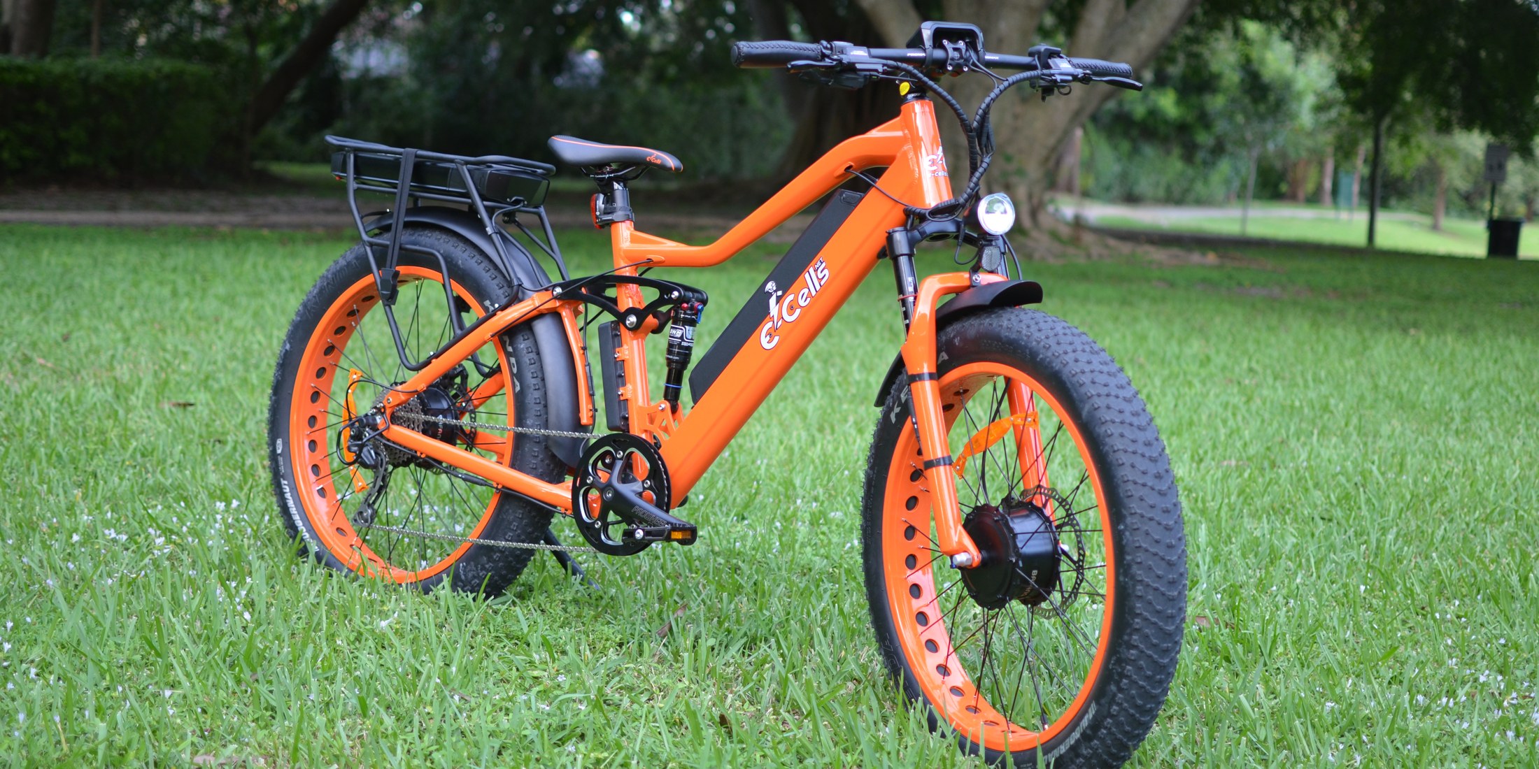 Review: 32 mph Super Monarch AWD full suspension dual battery e-bike - Electrek