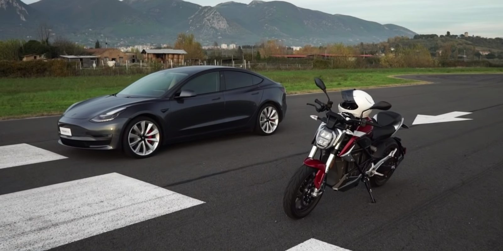 Zero Srf Vs Tesla Model 3 Electric Drag Race The Winner