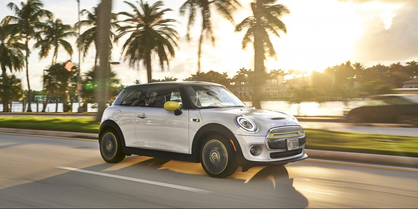 Bmw Reportedly Working On A Higher Performance Mini Cooper Se Electrek